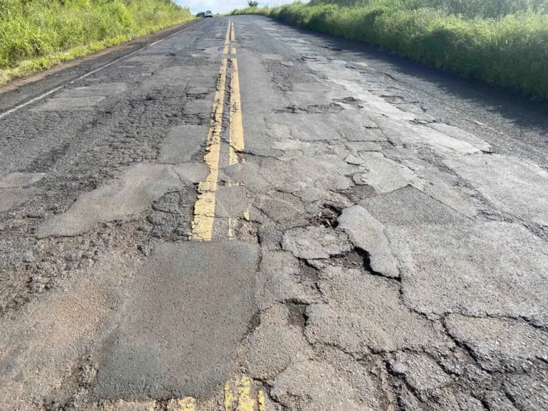 Mais de 30% das estradas que passam por Minas Gerais estão na faixa mais crítica de segurança